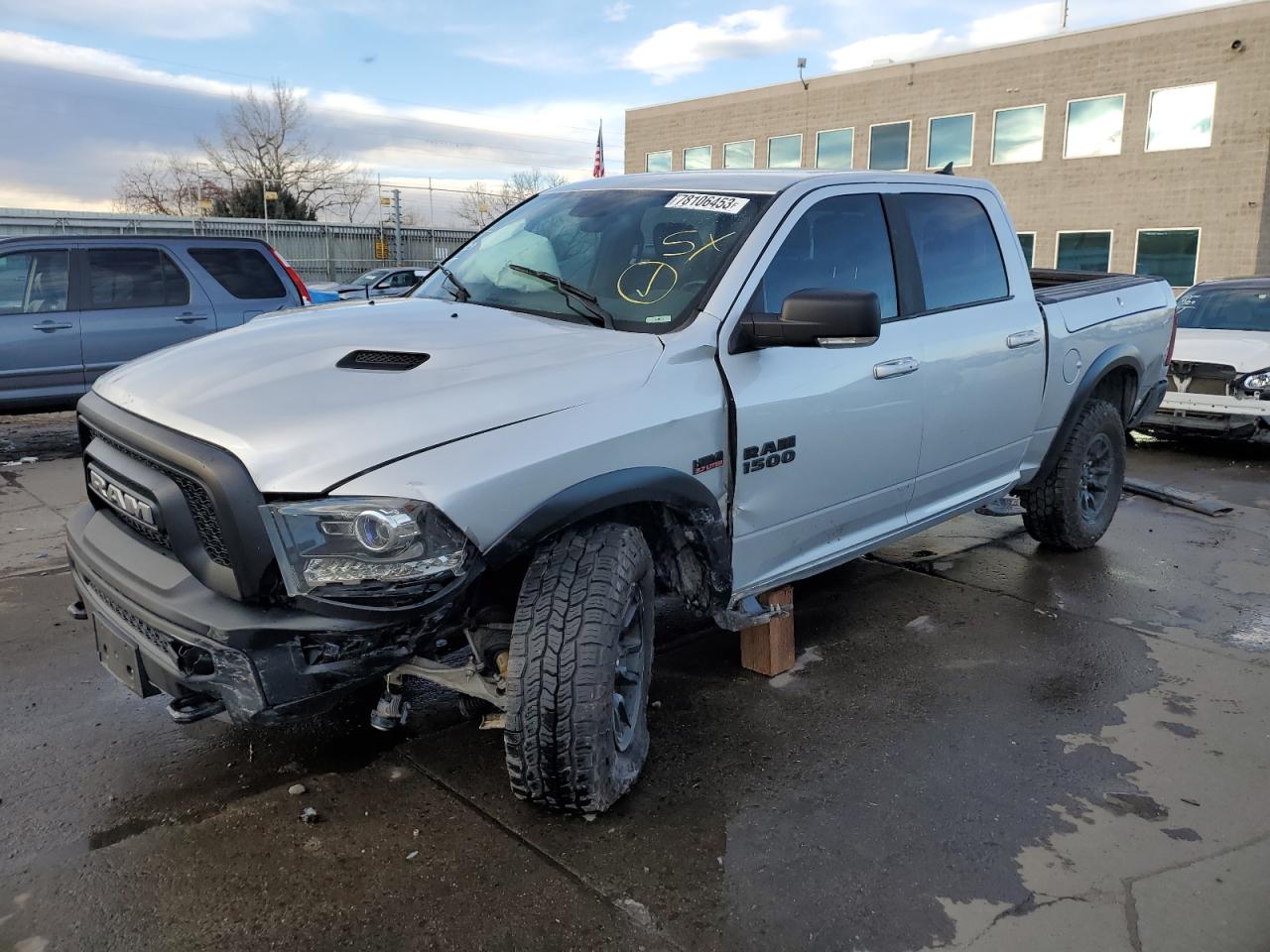 Изображение 1 2018 RAM 1500 REBEL 2018 с VIN 1C6RR7YT7JS113705