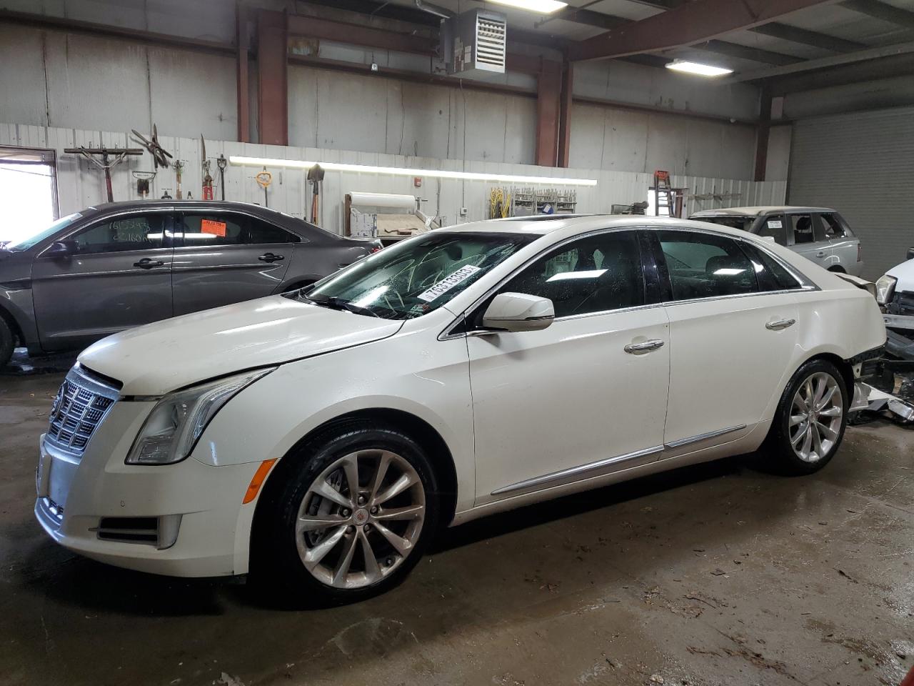 Image 1 of 2013 CADILLAC XTS PREMIUM COLLECTION 2013 with VIN 2G61T5S38D9117422