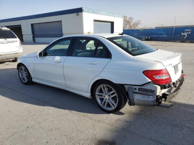 Изображение 2 2013 MERCEDES-BENZ C 250 2013 с VIN WDDGF4HB0DR253675