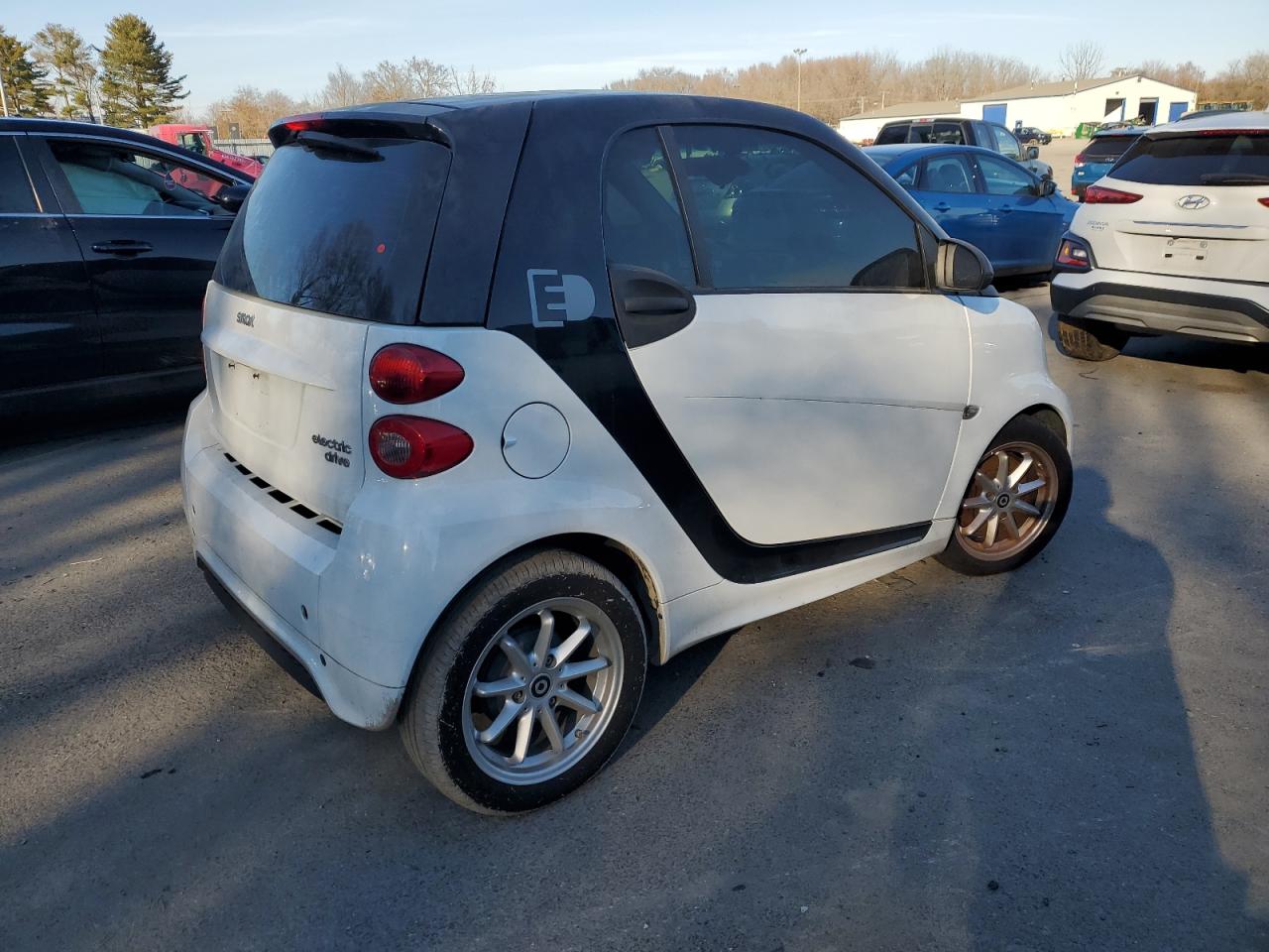Obraz 3 z 2015 SMART FORTWO  2015 z VIN WMEEJ9AA7FK840760