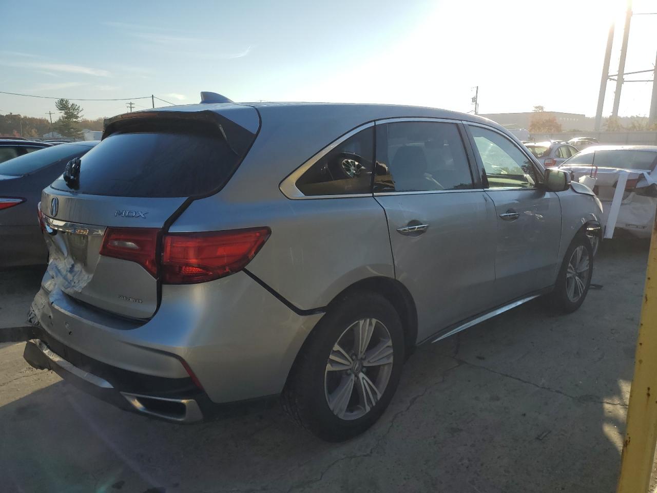Obraz 3 z 2020 ACURA MDX  2020 z VIN 5J8YD4H35LL051642
