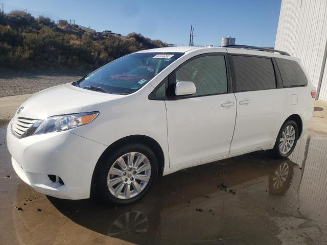 Изображение 1 2015 TOYOTA SIENNA LE 2015 с VIN 5TDJK3DC6FS127488