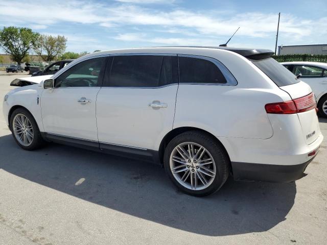 Изображение 2 2016 LINCOLN MKT  2016 с VIN 2LMHJ5AT7GBL02691