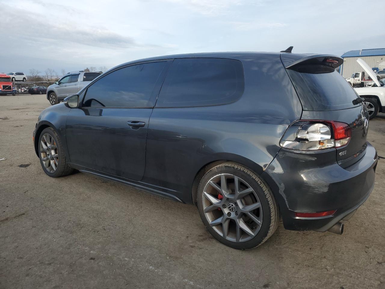 Изображение 2 2012 VOLKSWAGEN GTI  2012 с VIN WVWED7AJ7CW137755