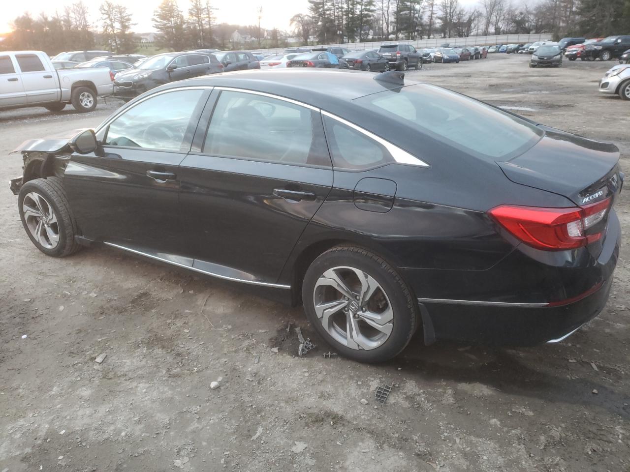 Image 2 of 2018 HONDA ACCORD EXL 2018 with VIN 1HGCV1F69JA135779