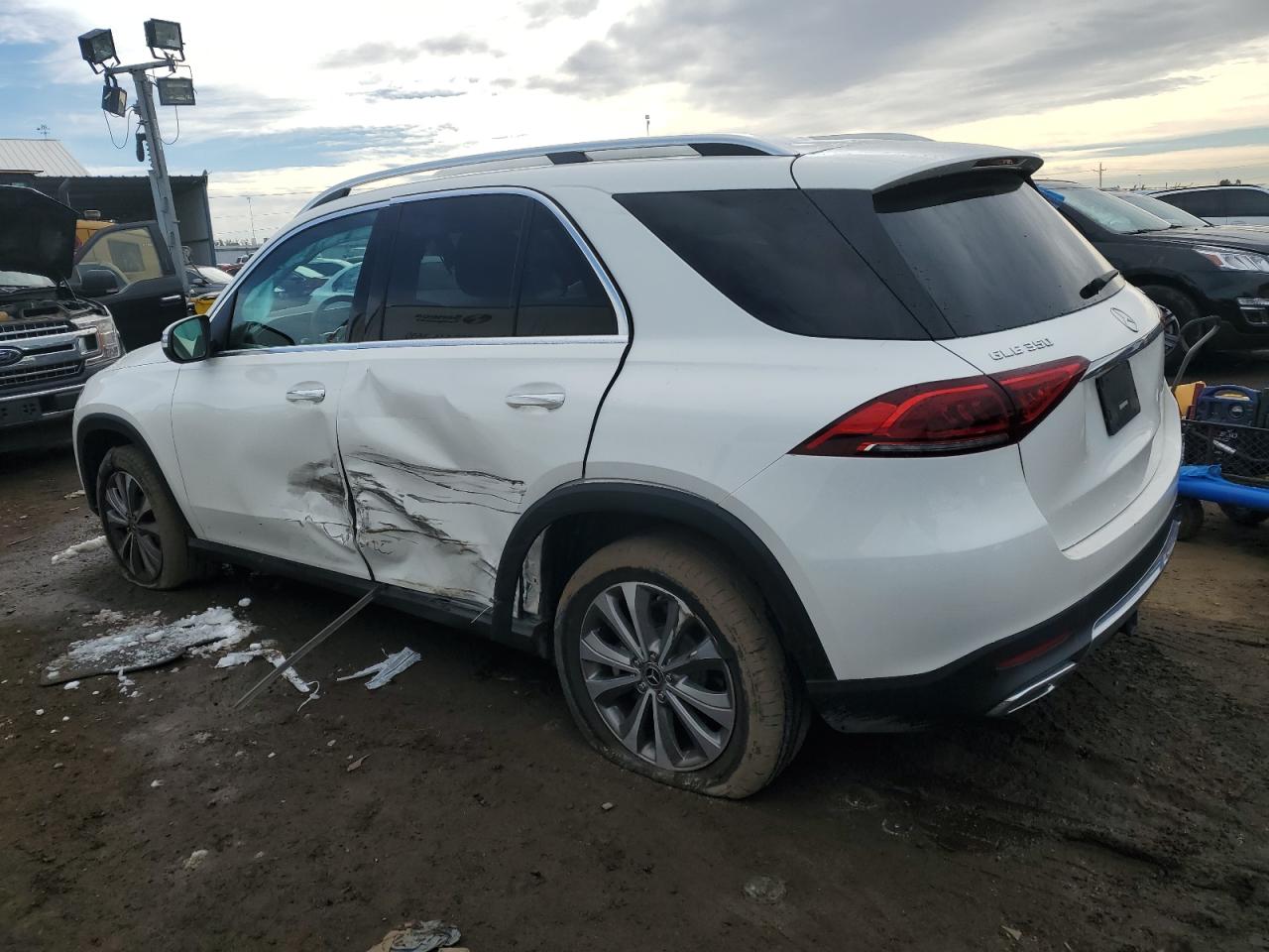 Изображение 2 2020 MERCEDES-BENZ GLE 350 4MATIC 2020 с VIN 4JGFB4KB4LA010616