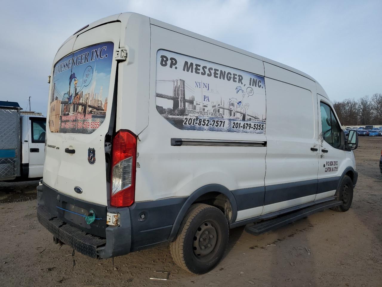 Obraz 3 z 2015 FORD TRANSIT T-250 2015 z VIN 1FTNR2CM0FKB10694