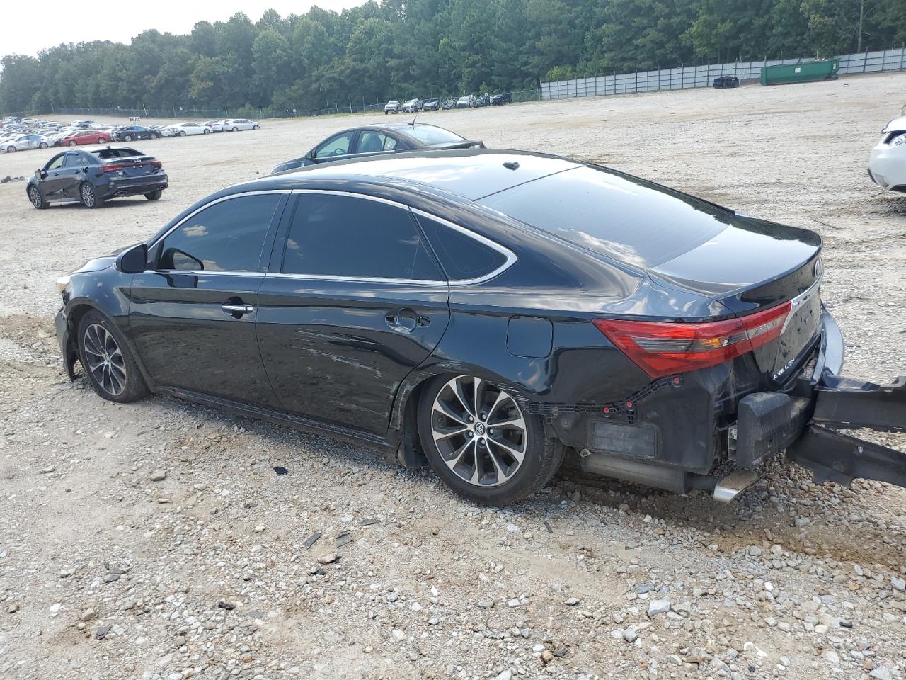 Image 2 of 2016 TOYOTA AVALON XLE 2016 with VIN 4T1BK1EB8GU206328