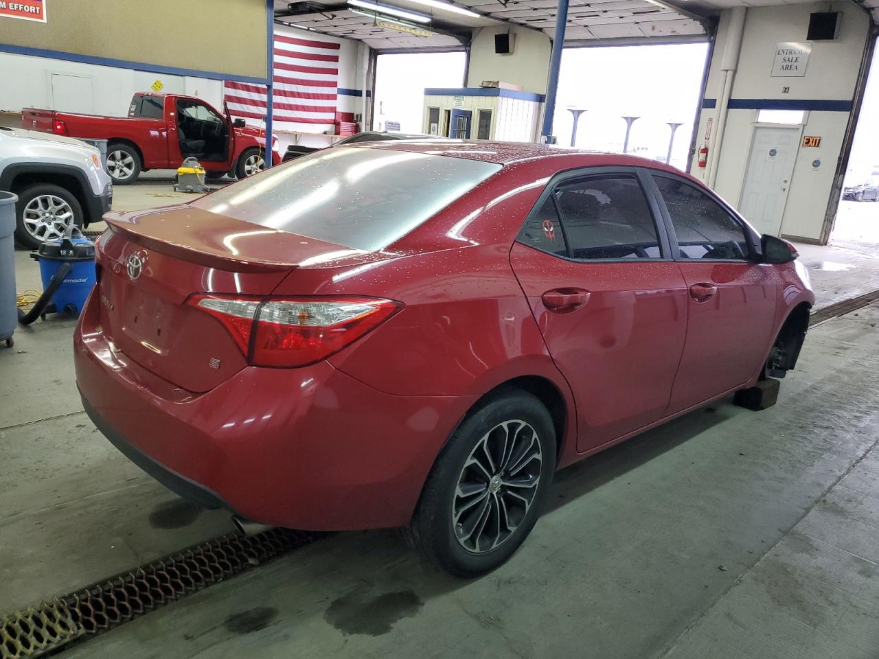 Image 3 of 2015 TOYOTA COROLLA L 2015 with VIN 2T1BURHE5FC258160
