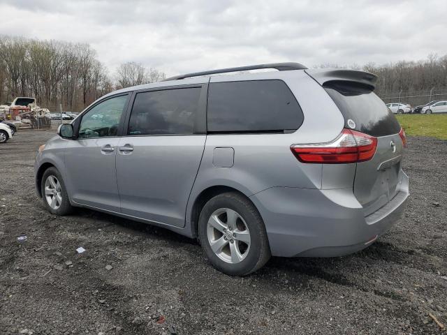 Obraz 2 z 2017 TOYOTA SIENNA LE 2017 z VIN 5TDKZ3DCXHS863966