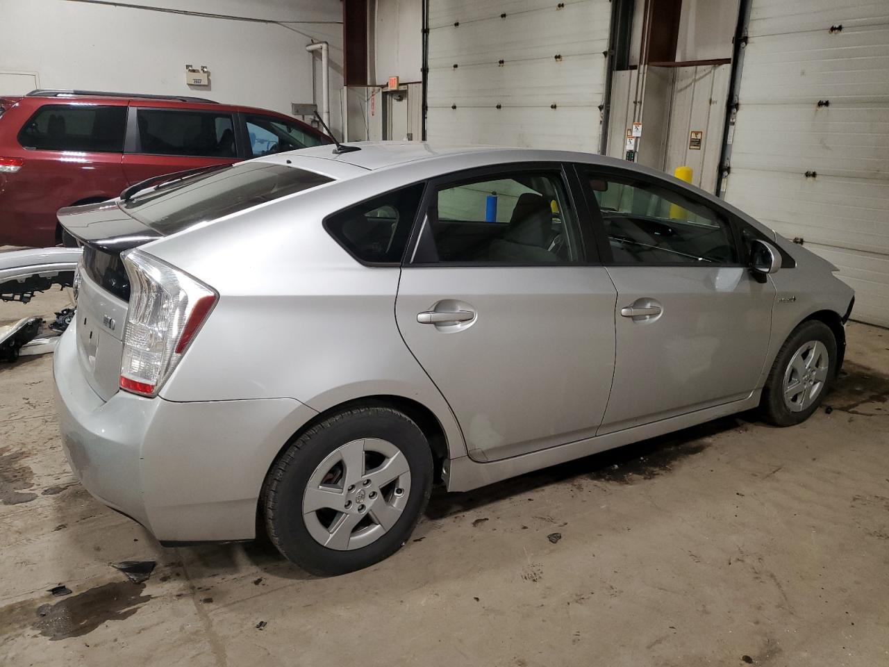Изображение 3 2011 TOYOTA PRIUS  2011 с VIN JTDKN3DU1B1414135
