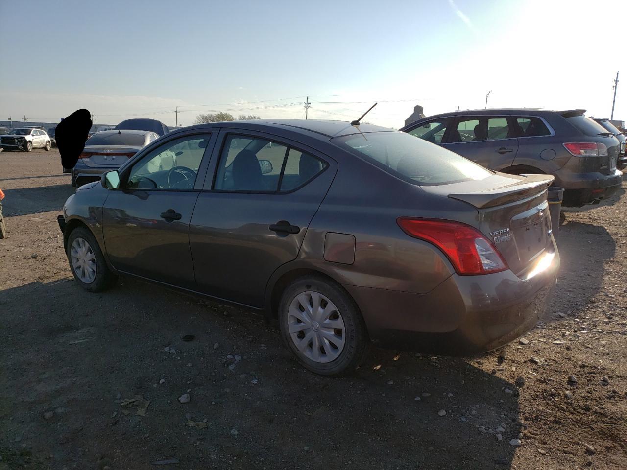 Obraz 2 z 2014 NISSAN VERSA S 2014 z VIN 3N1CN7AP1EL854883