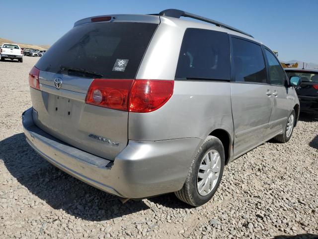 Obraz 3 z 2010 TOYOTA SIENNA CE 2010 z VIN 5TDKK4CC2AS318555