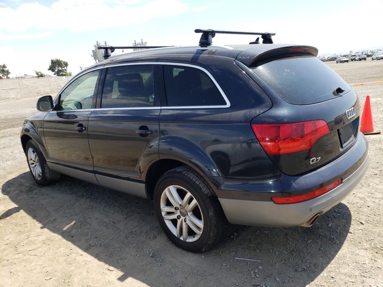 Obraz 2 z 2007 AUDI Q7 4.2 QUATTRO 2007 z VIN WA1AV74L97D047639