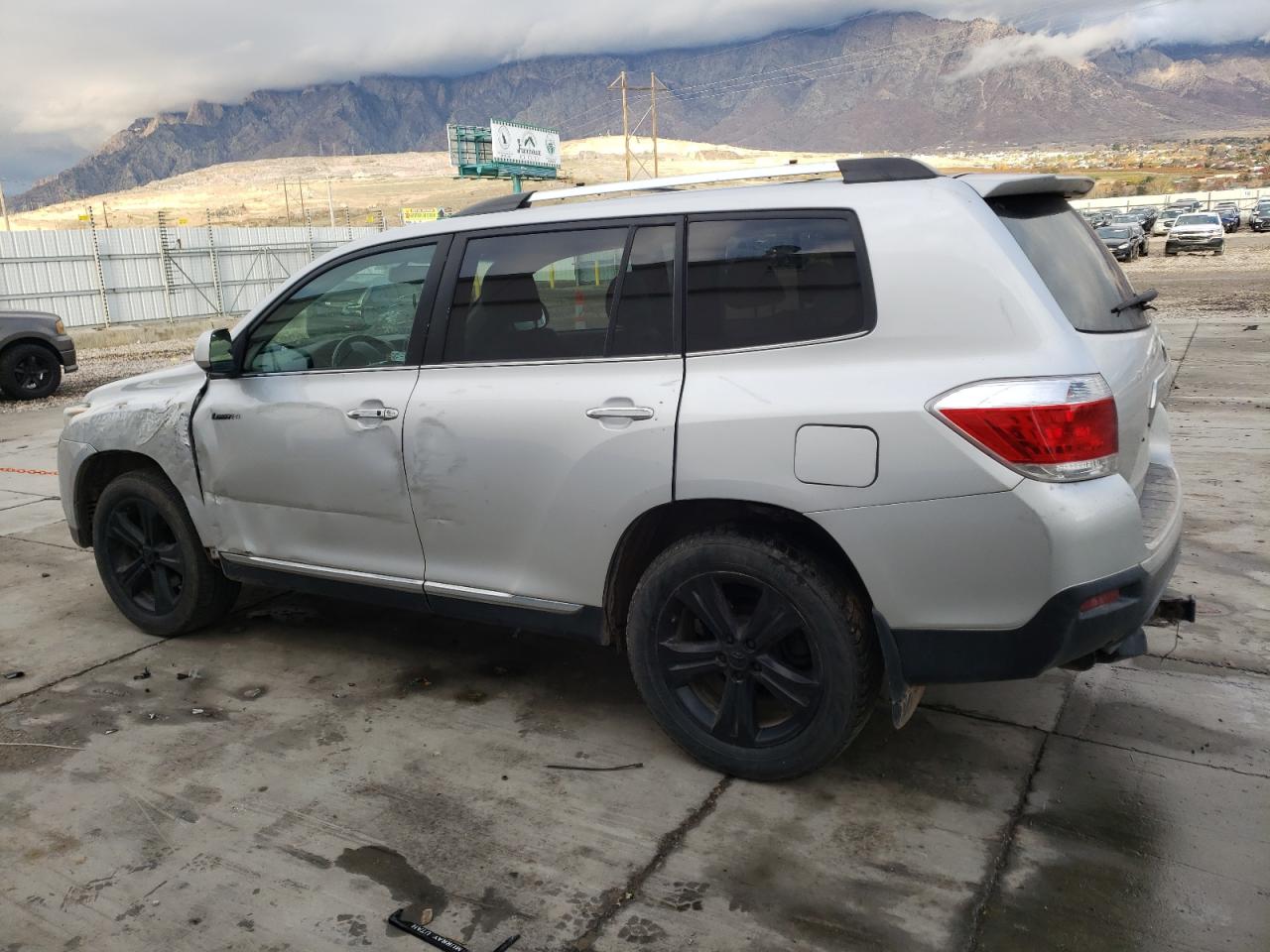 Obraz 2 z 2011 TOYOTA HIGHLANDER LIMITED 2011 z VIN 5TDDK3EH3BS066537