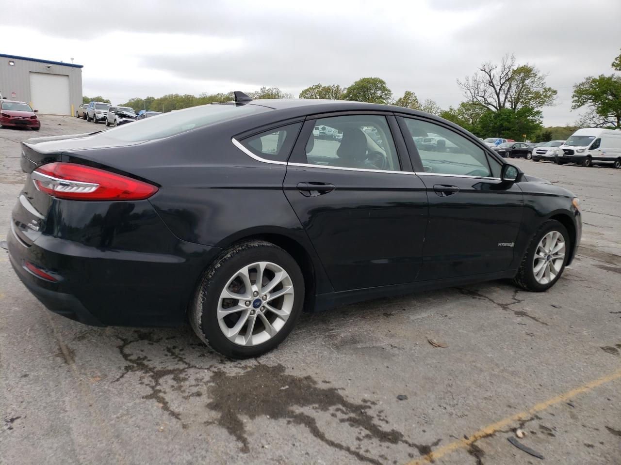 Изображение 3 2019 FORD FUSION SE 2019 с VIN 3FA6P0LU5KR121796