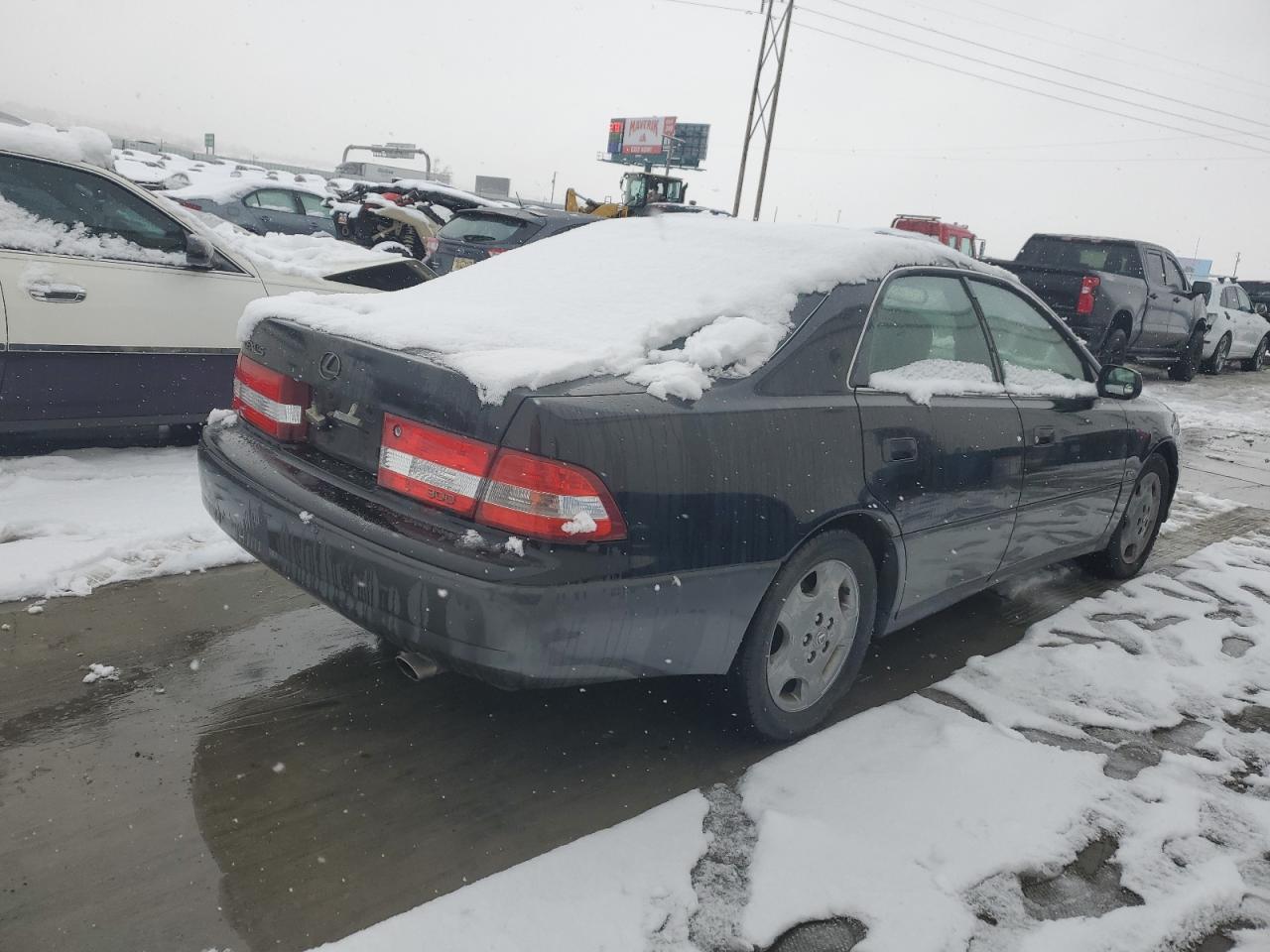 Изображение 3 2001 LEXUS ES 300 2001 с VIN JT8BF28G110312638