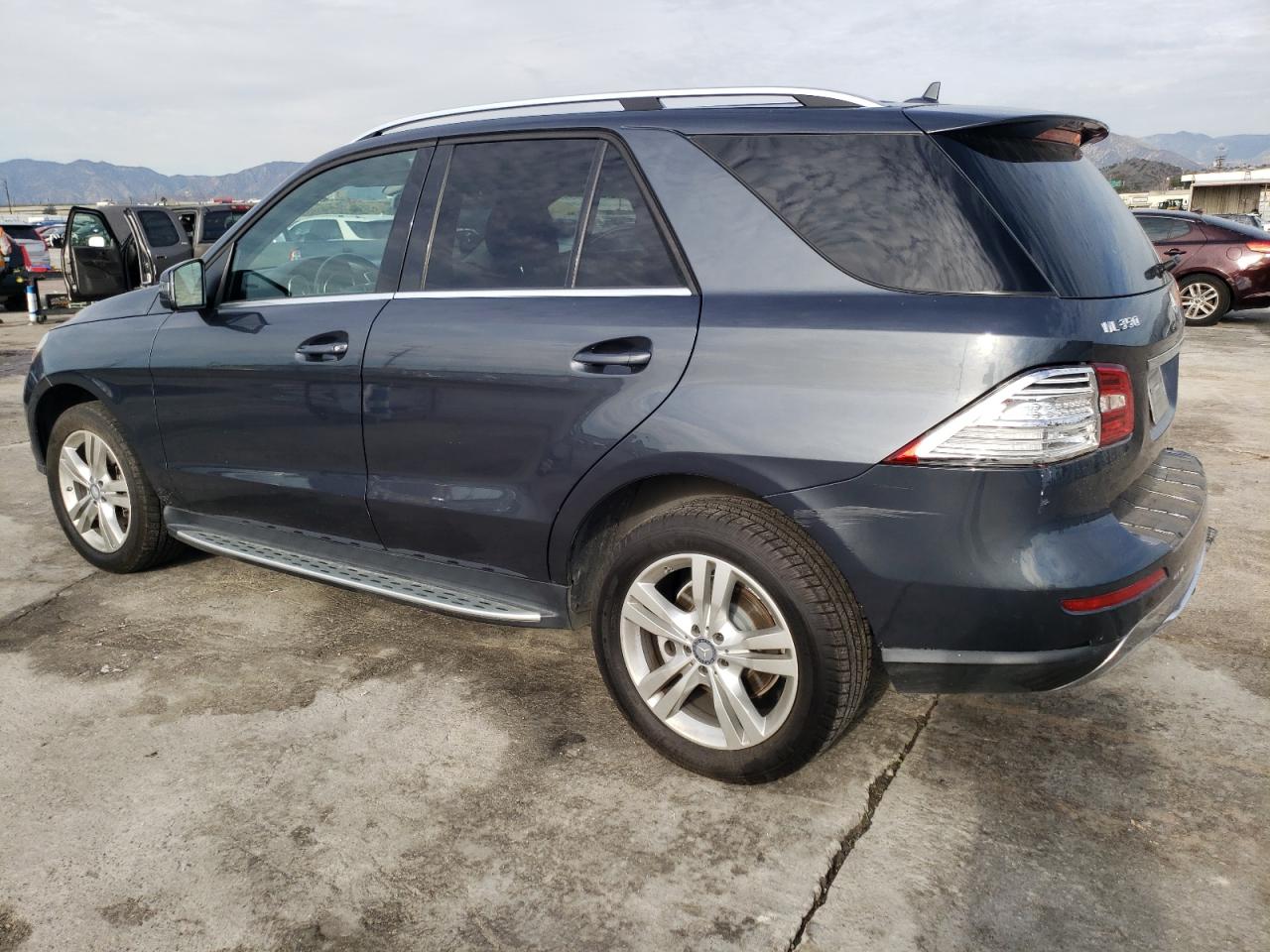 Image 2 of 2015 MERCEDES-BENZ ML 350 2015 with VIN 4JGDA5JB5FA567072