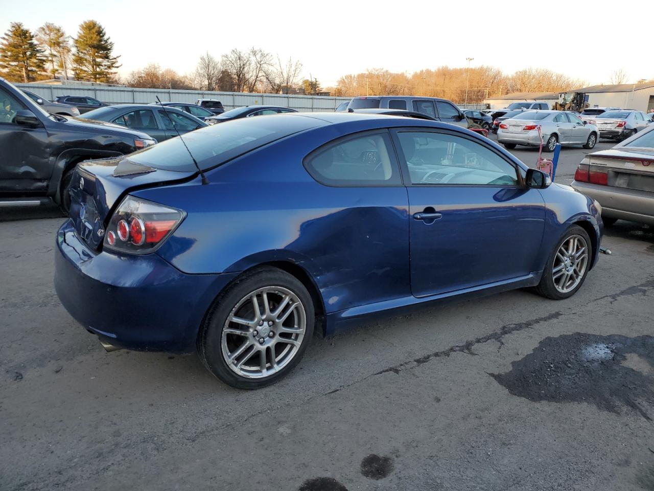 Obraz 3 z 2009 TOYOTA SCION TC  2009 z VIN JTKDE167690299965