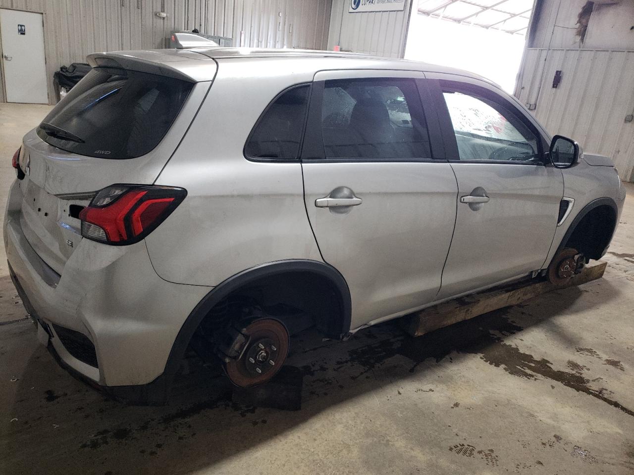 Obraz 3 z 2021 MITSUBISHI OUTLANDER SPORT ES 2021 z VIN JA4ARUAU2MU020116