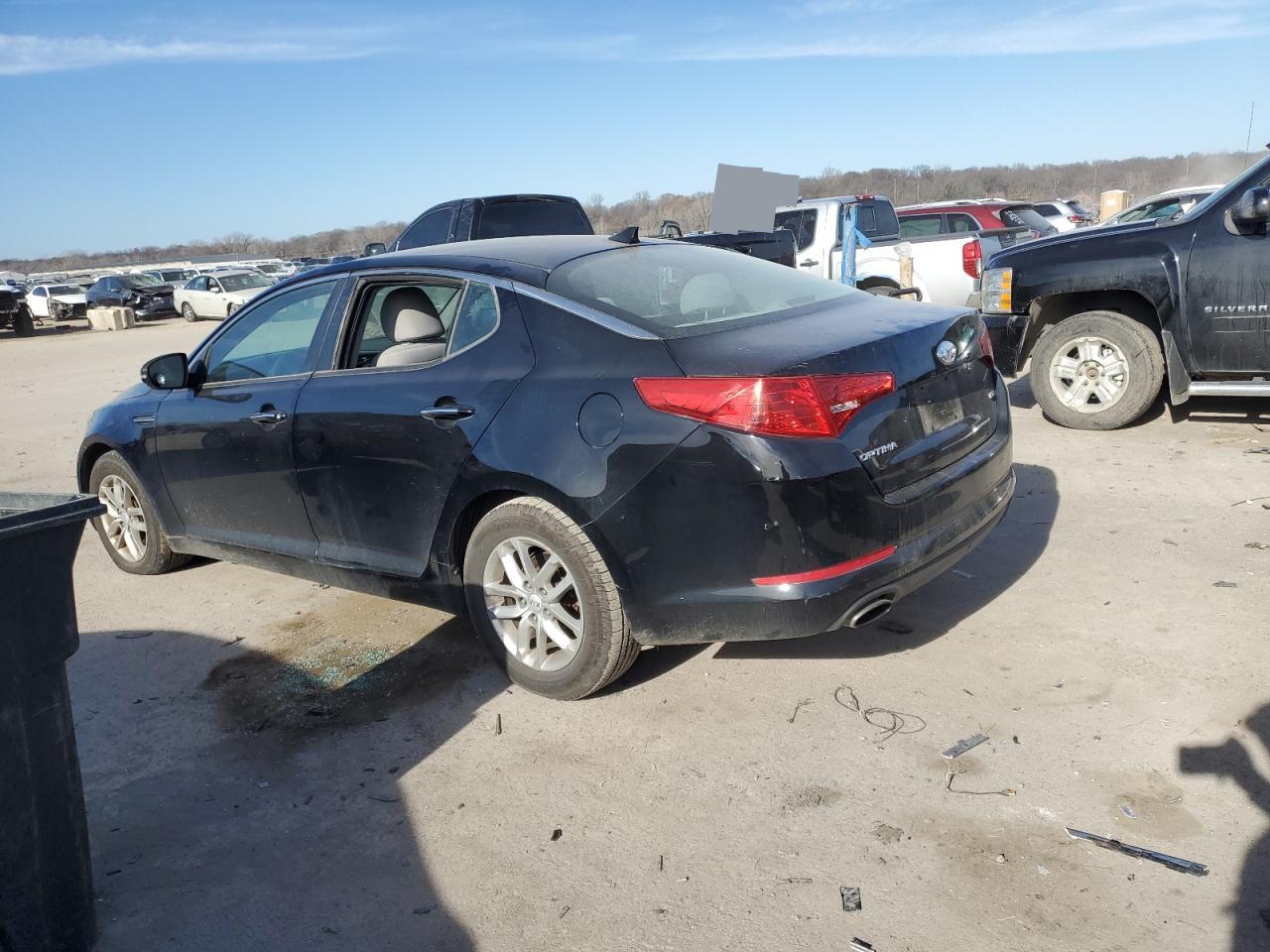 Изображение 2 2013 KIA OPTIMA LX 2013 с VIN 5XXGM4A71DG162732