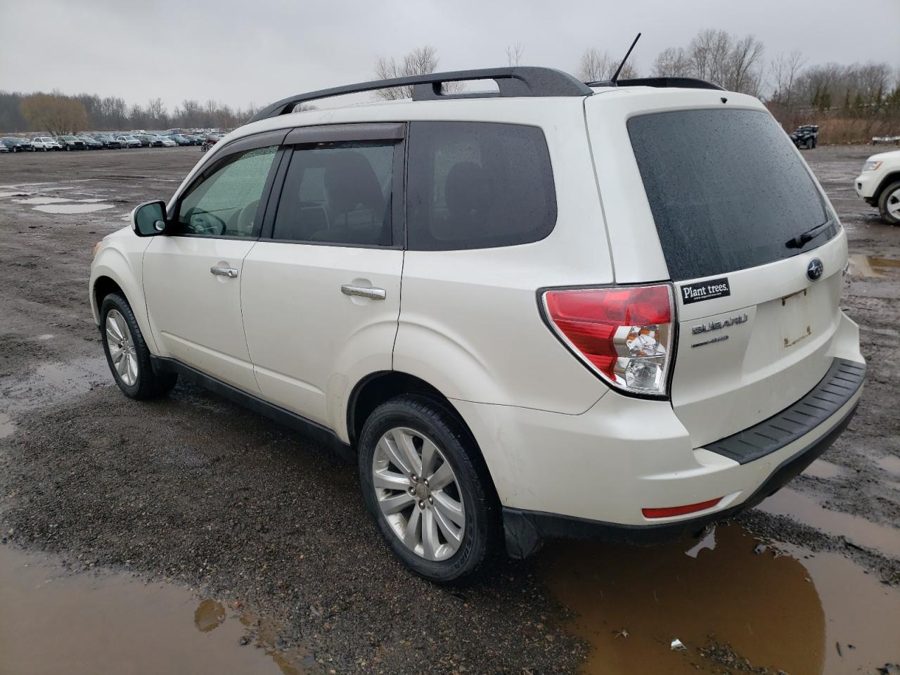 Image 2 of 2012 SUBARU FORESTER 2.5X PREMIUM 2012 with VIN JF2SHBCCXCH458915