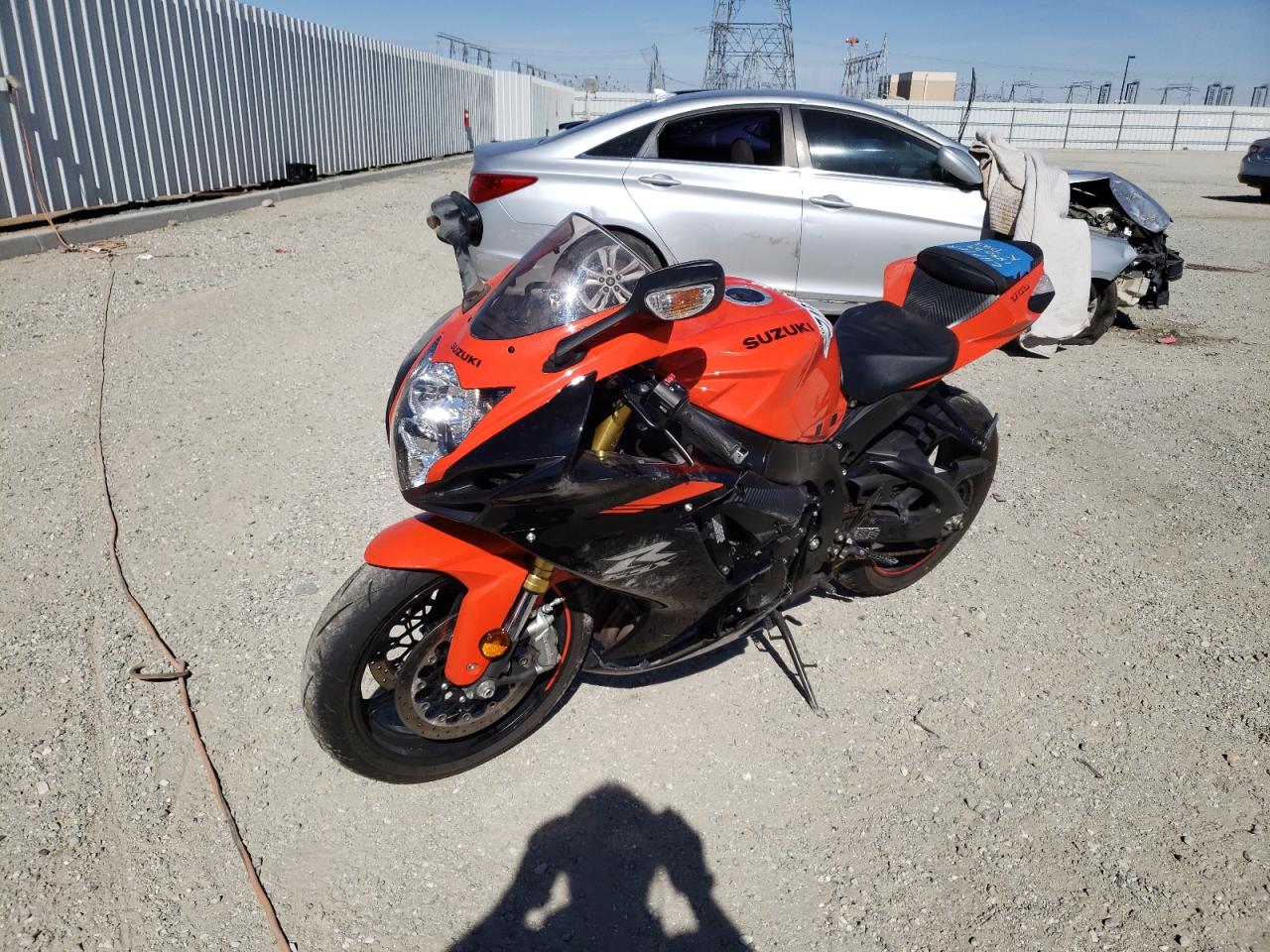 Image 2 of 2022 SUZUKI GSX-R750  2022 with VIN JS1GR7MA9N7100896