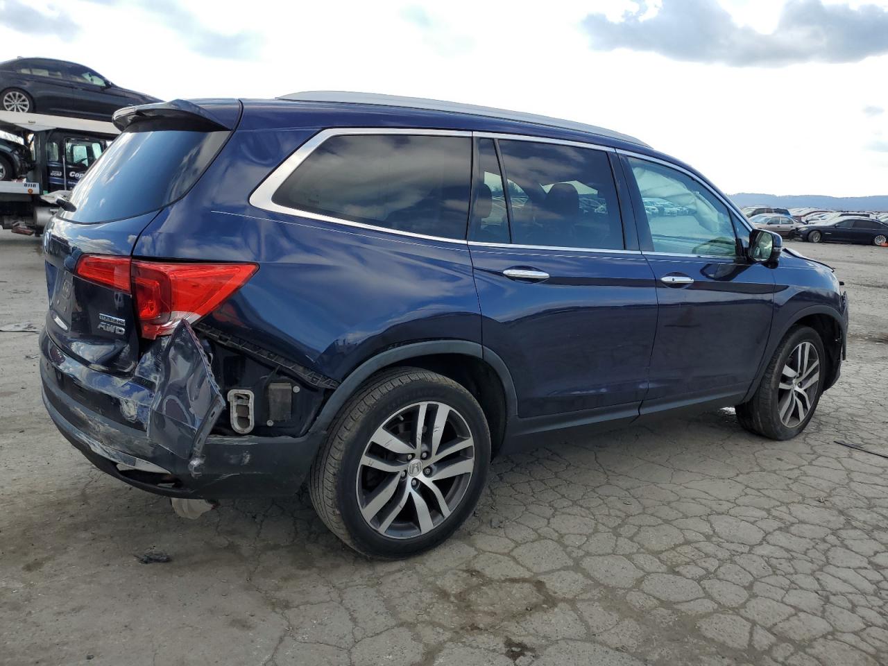 Obraz 3 z 2016 HONDA PILOT TOURING 2016 z VIN 5FNYF6H97GB039137