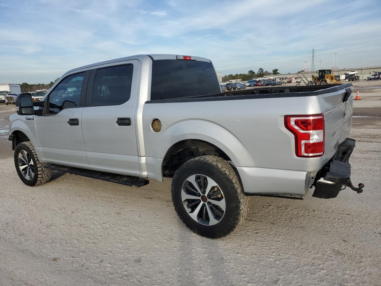 Obraz 2 z Ford F150 Supercrew 2019 z VIN 1FTEW1E51KKF15420