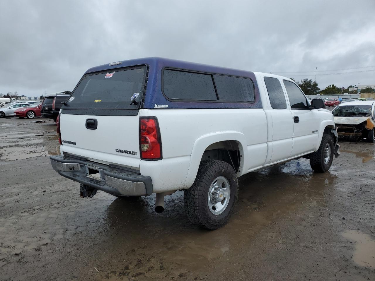 Image 3 of 2005 CHEVROLET SILVERADO C2500 HEAVY DUTY 2005 with VIN 1GCHC29U15E254824