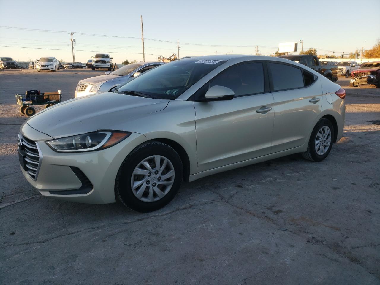 Obraz 1 z 2017 HYUNDAI ELANTRA SE 2017 z VIN 5NPD74LF9HH183501