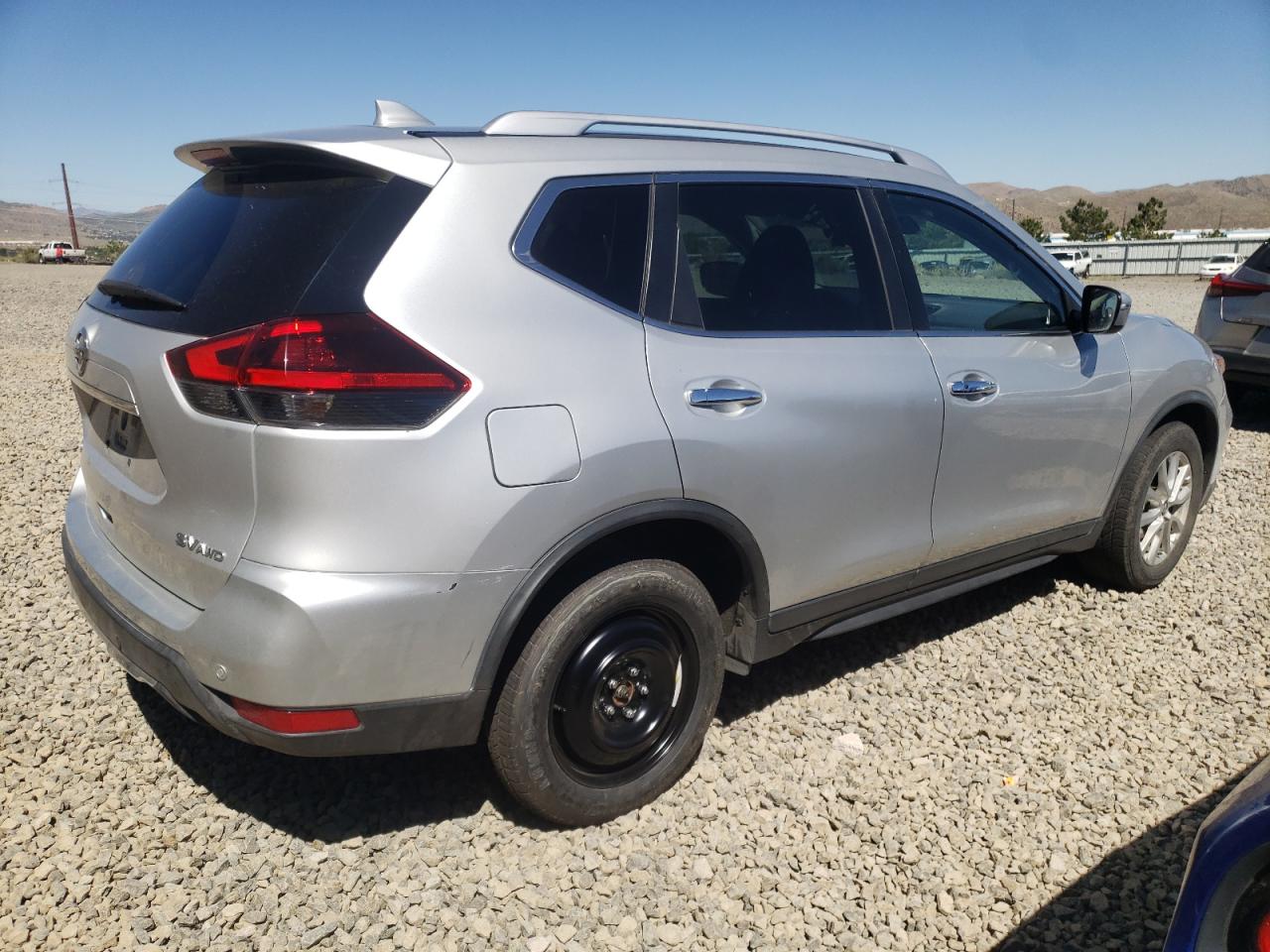 Image 3 of 2019 NISSAN ROGUE S 2019 with VIN KNMAT2MV0KP520030