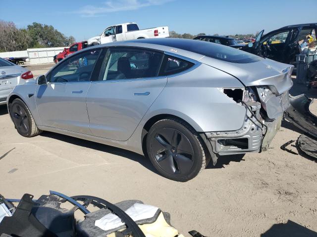Obraz 2 z 2018 TESLA MODEL 3 2018 z VIN 5YJ3E1EA3JF014239