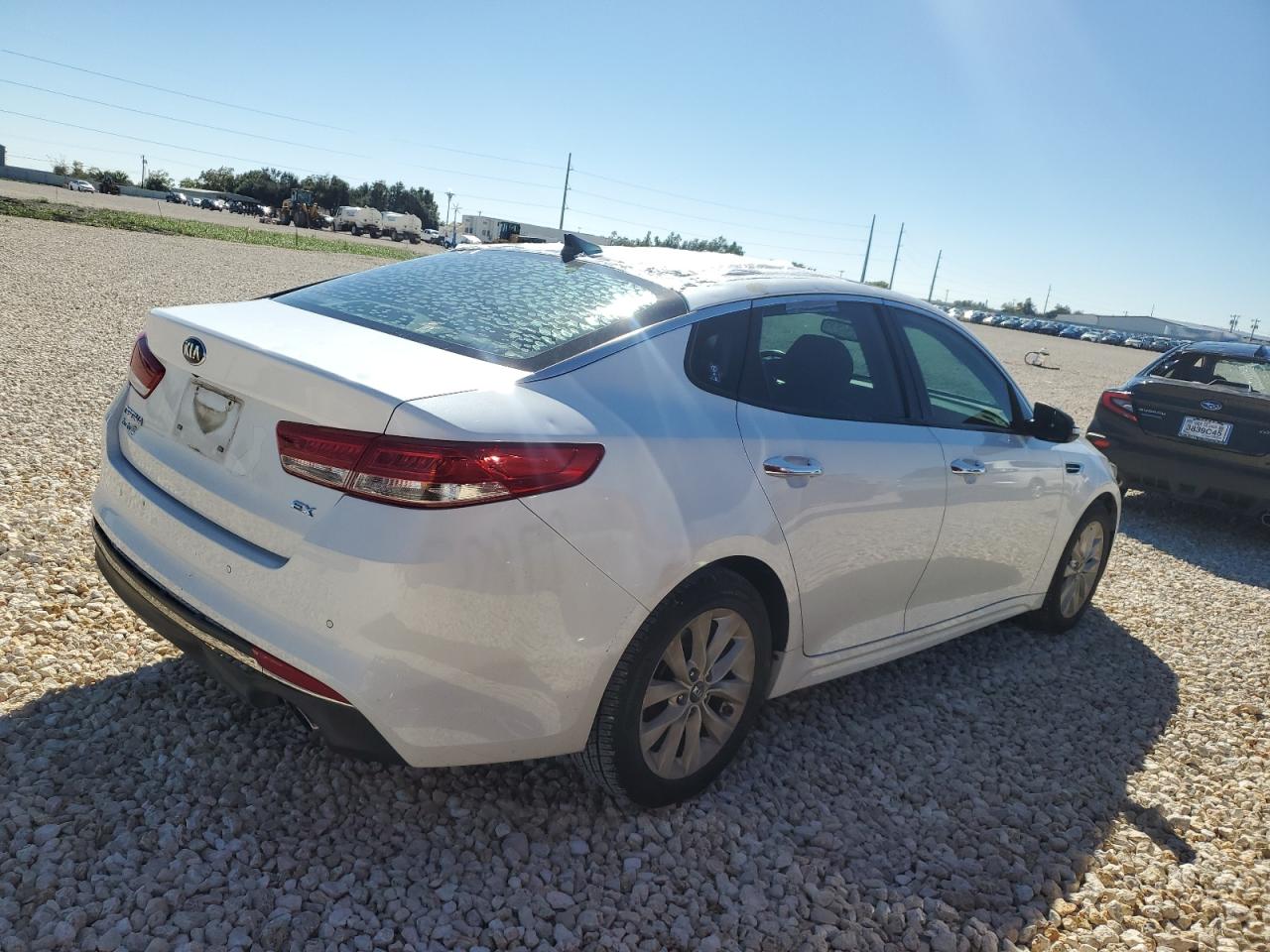 Image 3 of 2016 KIA OPTIMA EX 2016 with VIN 5XXGU4L38GG004953