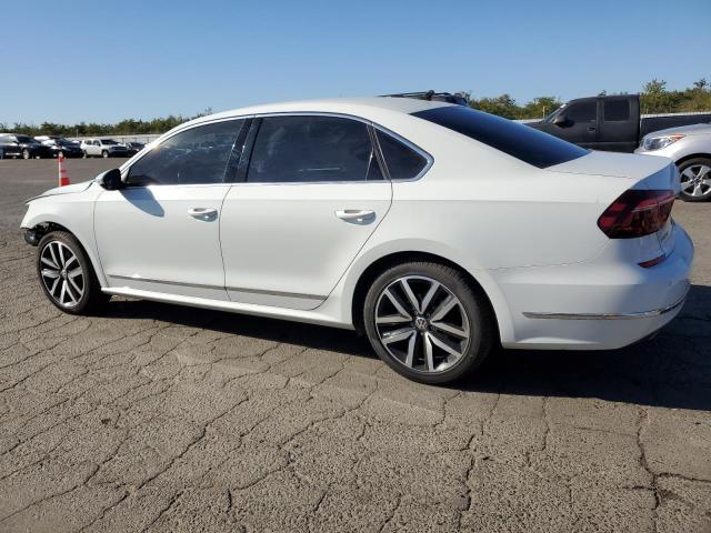 Obraz 2 z 2017 VOLKSWAGEN PASSAT SE 2017 z VIN 1VWGT7A33HC011413