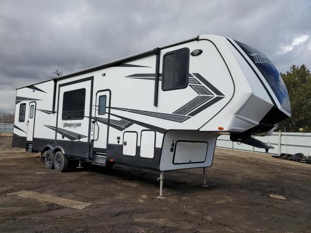 Obraz 1 z 2019 GRAN MOMENTUM 2019 z VIN 573FM4127K1113679