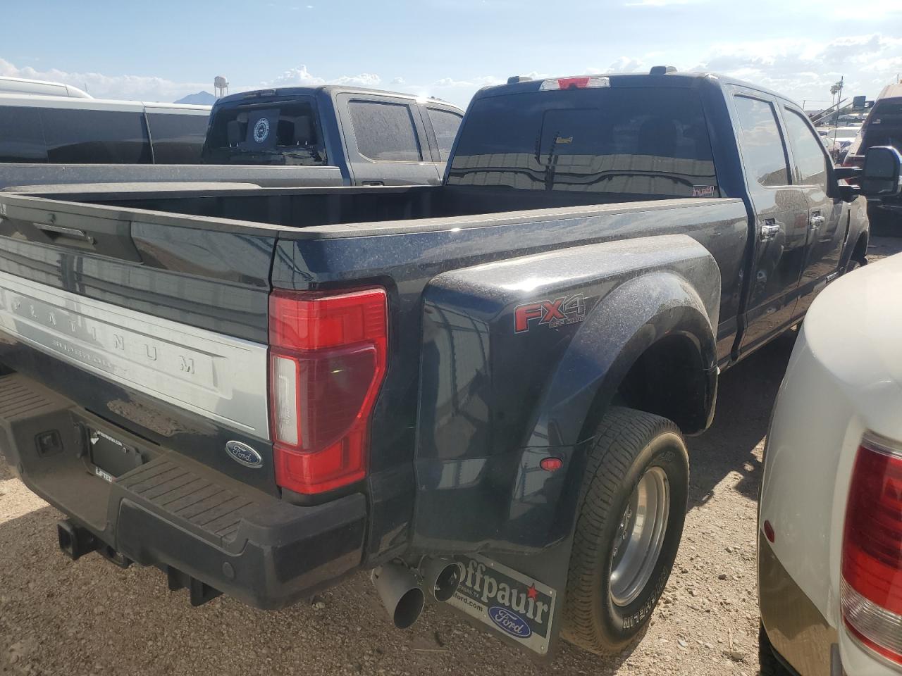 Image 3 of 2022 FORD F350 SUPER DUTY 2022 with VIN 1FT8W3DT3NEF46034