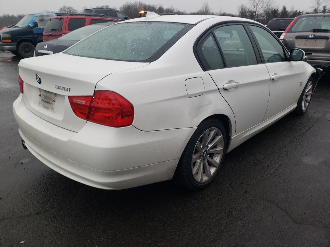 Изображение 3 2011 BMW 328 XI SULEV 2011 с VIN WBAPK5C50BA660014