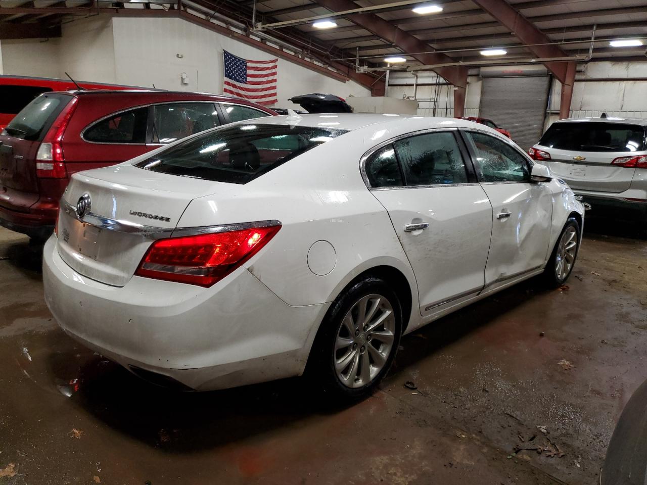 Изображение 3 2014 BUICK LACROSSE  2014 с VIN 1G4GB5G35EF254728