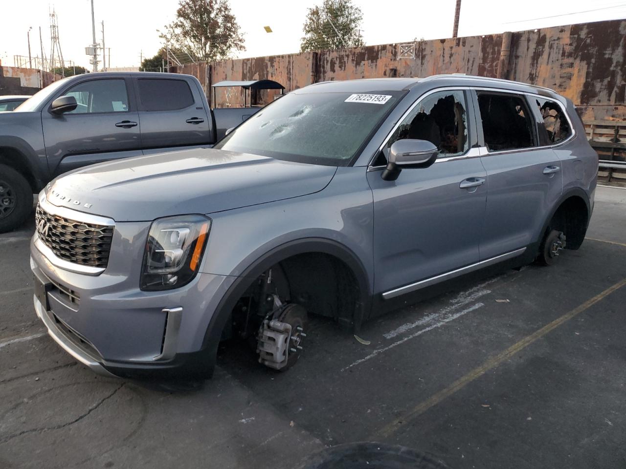 Obraz 1 z 2022 KIA TELLURIDE EX 2022 z VIN 5XYP34HC5NG255028