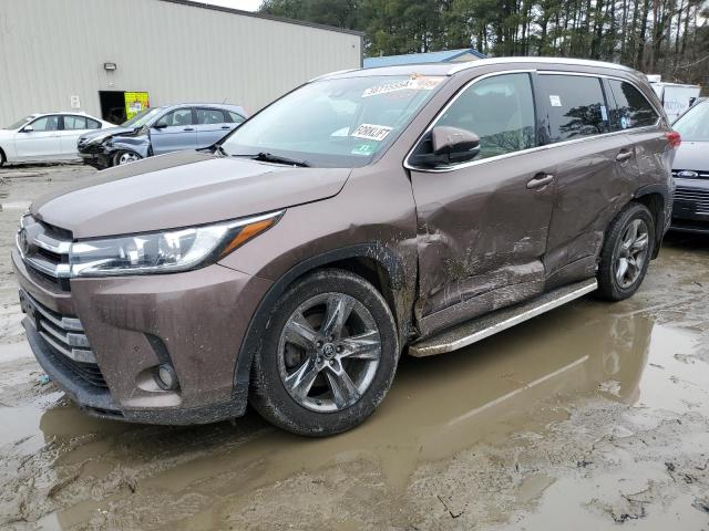 Image 1 of 2018 TOYOTA HIGHLANDER LIMITED 2018 with VIN 5TDDZRFH9JS824571