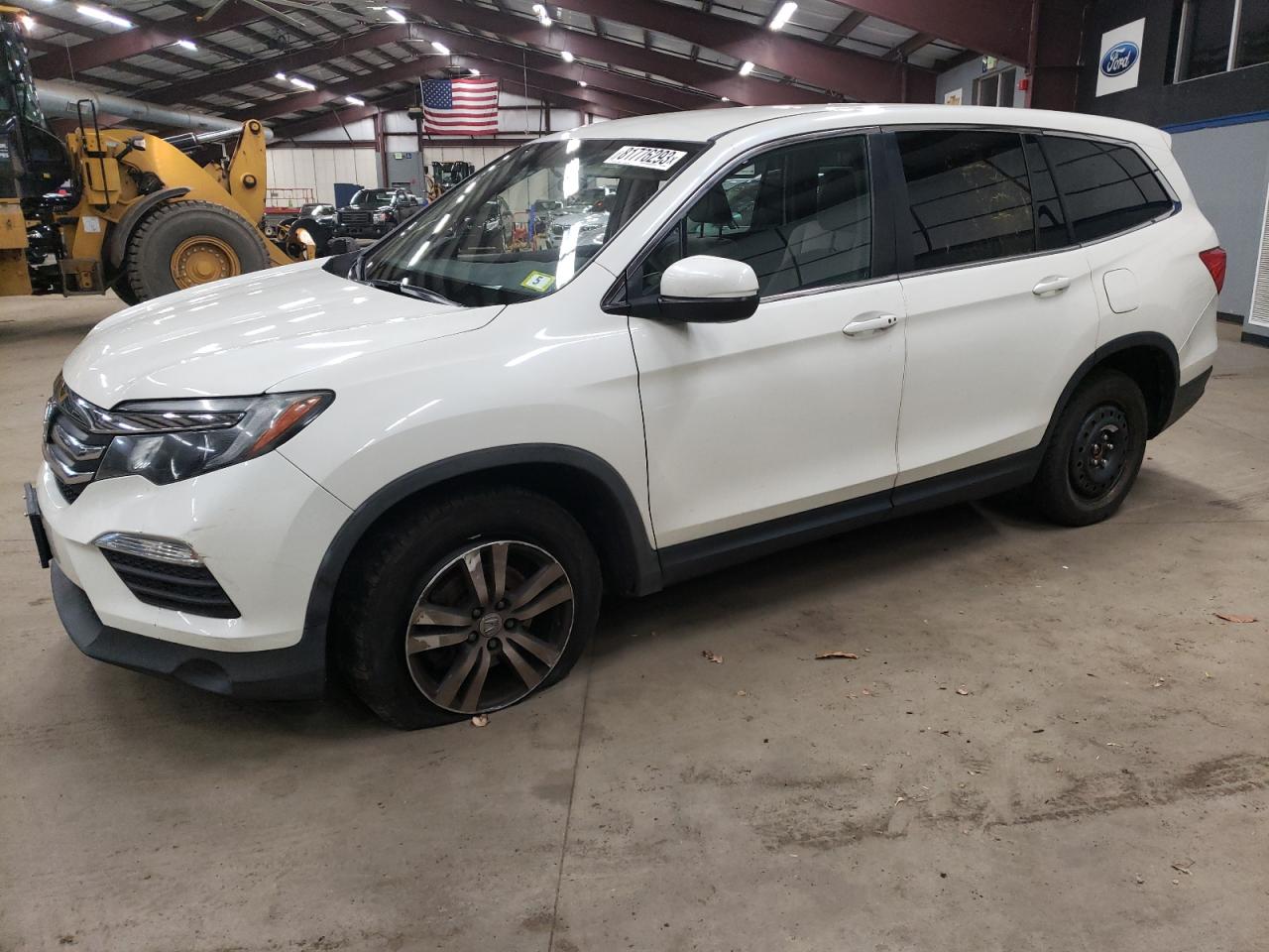Изображение 1 2016 HONDA PILOT EX 2016 с VIN 5FNYF6H39GB010959