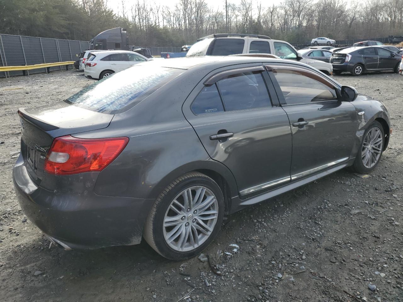 Image 3 of 2012 SUZUKI KIZASHI SPORT GTS 2012 with VIN JS2RF9A65C6100115