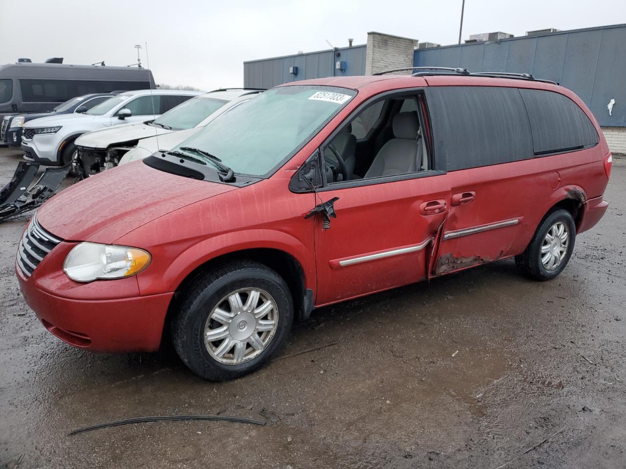 Image 1 of 2006 CHRYSLER TOWN & COUNTRY TOURING 2006 with VIN 2A4GP54L06R893517