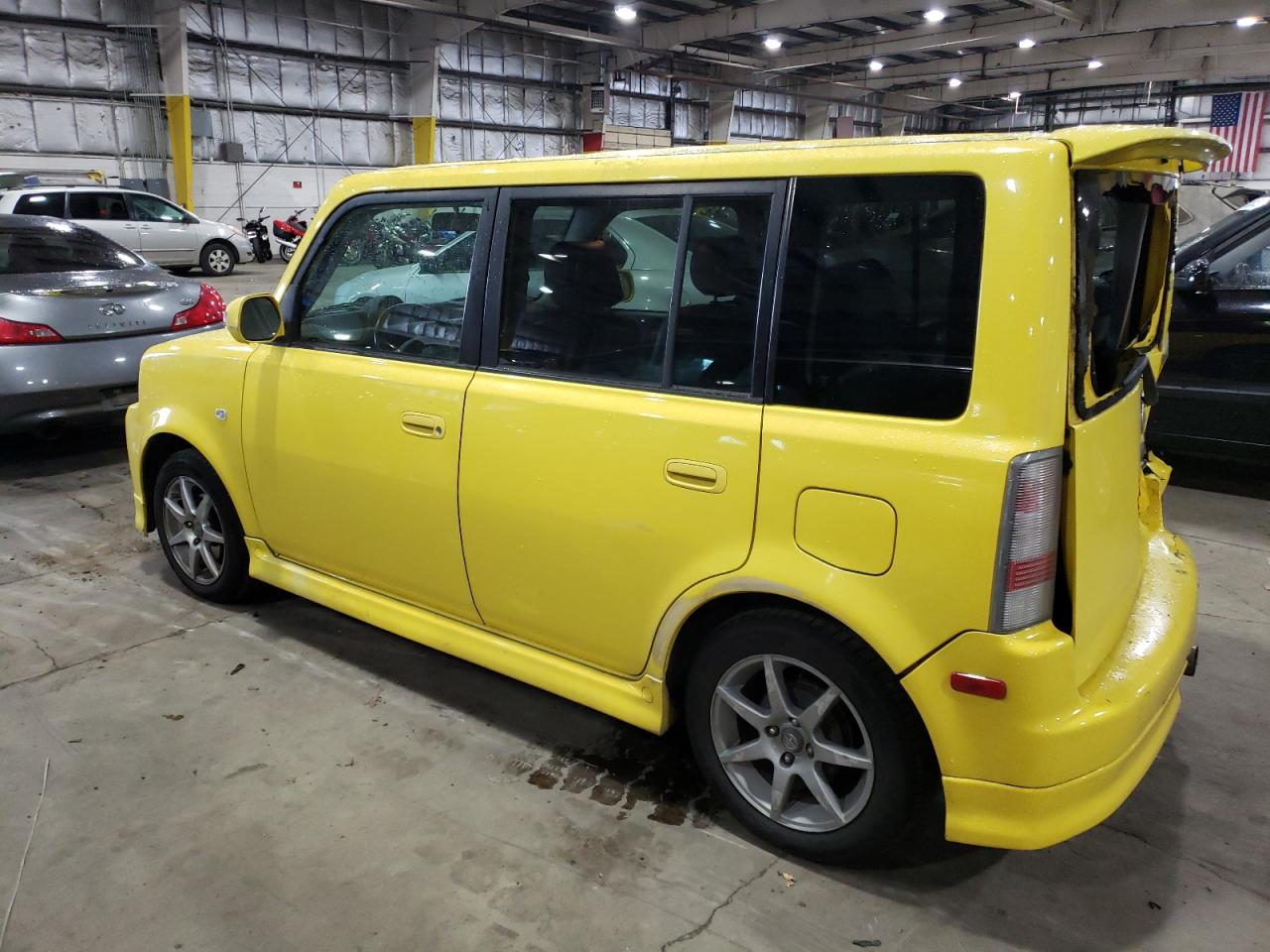Image 2 of 2005 TOYOTA SCION XB 2005 with VIN JTLKT334854017021