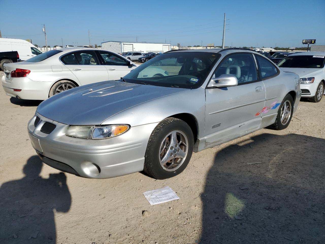Obraz 1 z 2000 PONTIAC GRAND PRIX GTP 2000 z VIN 1G2WR1215YF235969
