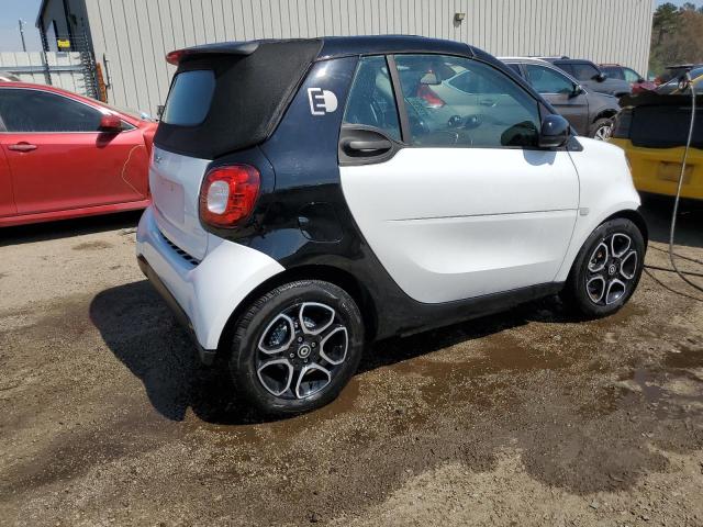 Изображение 3 2018 SMART FORTWO  2018 с VIN WMEFK9BA9JK261021