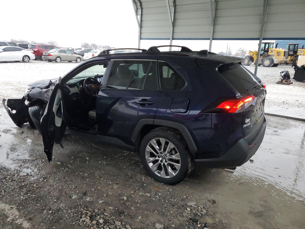 Image 2 of 2020 TOYOTA RAV4 XLE PREMIUM 2020 with VIN 2T3C1RFV0LW079302