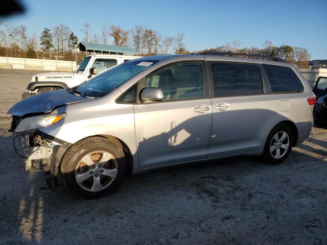 Image 1 of 2015 TOYOTA SIENNA LE 2015 with VIN 5TDKK3DC5FS567917