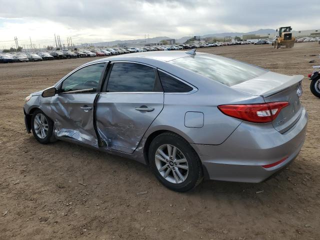 Obraz 2 z 2015 HYUNDAI SONATA SE 2015 z VIN 5NPE24AF8FH181869